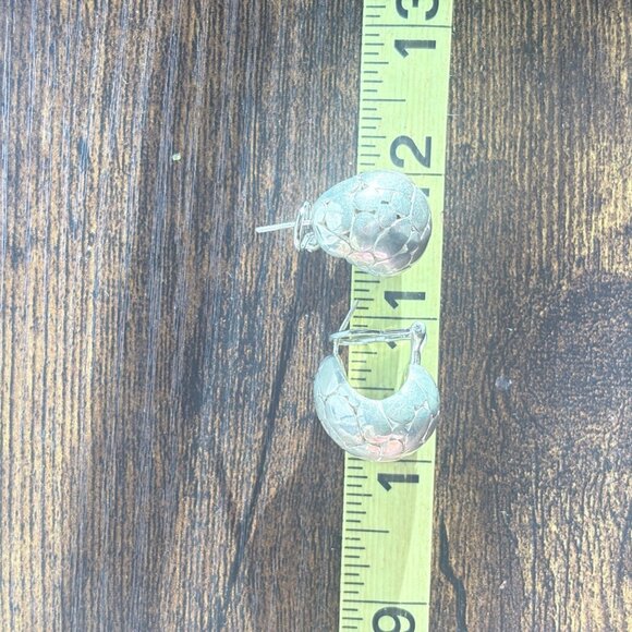 VTG Solid Sterling Silver 925 Pebble Design Textured Earrings Size 1" Length - Picture 10 of 10